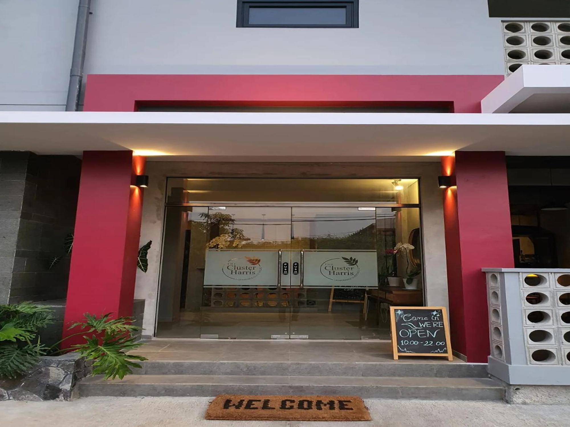 The Cluster Harris Bed & Breakfast Cimahi Exterior photo