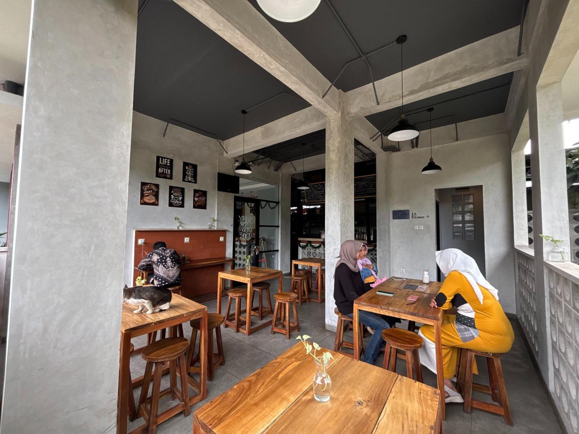 The Cluster Harris Bed & Breakfast Cimahi Exterior photo